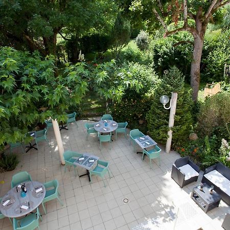 Le Lion D'Or Hotell Manzac-sur-Vern Eksteriør bilde