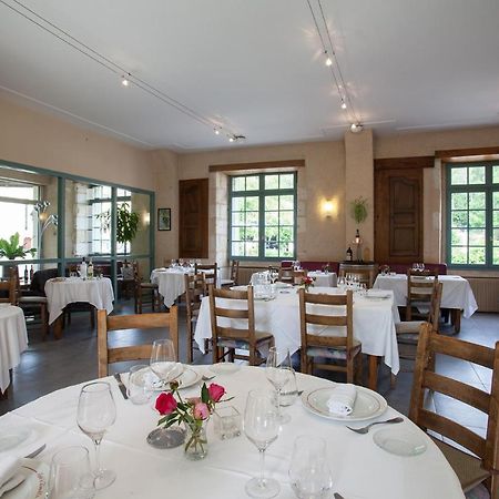 Le Lion D'Or Hotell Manzac-sur-Vern Eksteriør bilde
