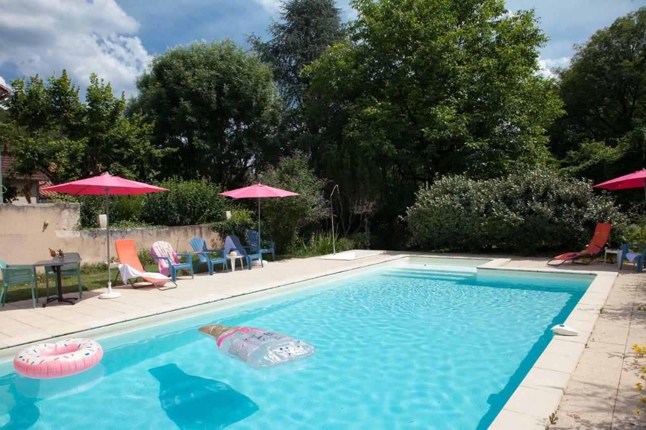 Le Lion D'Or Hotell Manzac-sur-Vern Eksteriør bilde